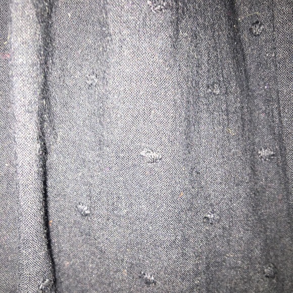 Black skirt with stitched pattern - Picture 3 of 3